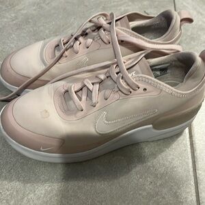 pink nikes size 6.5